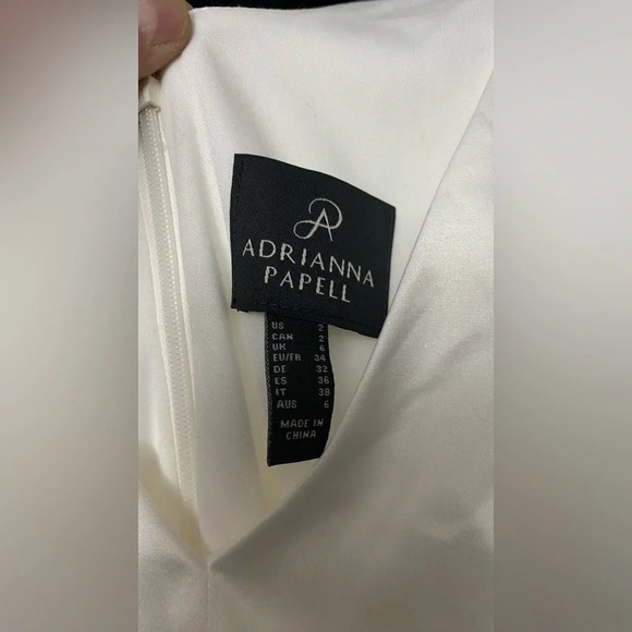 NWT Adrianna Papell Beaded Appliqué Charmeuse Mermaid Sleeveless Ivory Gown Sz 2 - Picture 7 of 16